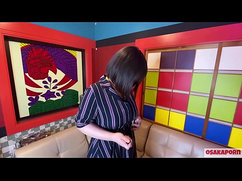 ❤️ Japansk cutie med store bryster onanerer med sexlegetøj og får en orgasme. Hun fortæller i et interview om sin kneppeoplevelse. Kæmpe bryster og behårede fisse stønner højt. Osakaporn Sex at da.pornado-co.ru